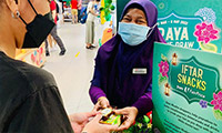 NTUC FairPrice welcomes the month of Ramadan with food distribution and a donation of S$40,000 to support children from low-income families in the Muslim community